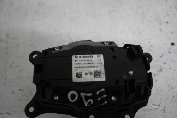 BOUTON iDRIVE BMW SERIE 3 E90/E91/E92/E93 // SERIE 5 E60/E61 - Vue 3
